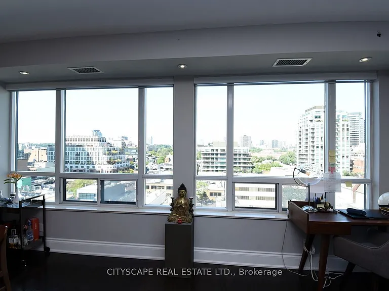 903 Bloor St W — Photo 11