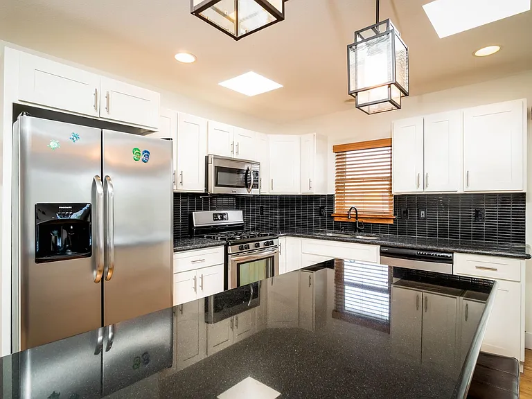 219 Crest Ave #2 — Photo 5