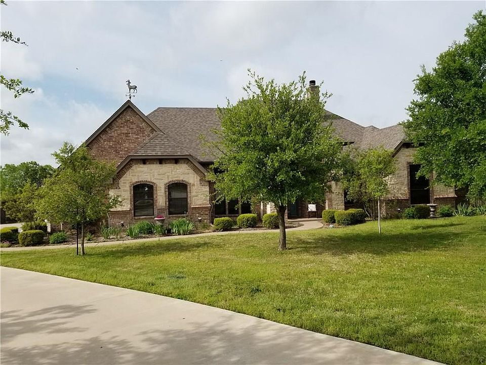 2nd image of 180 Ethan Dr