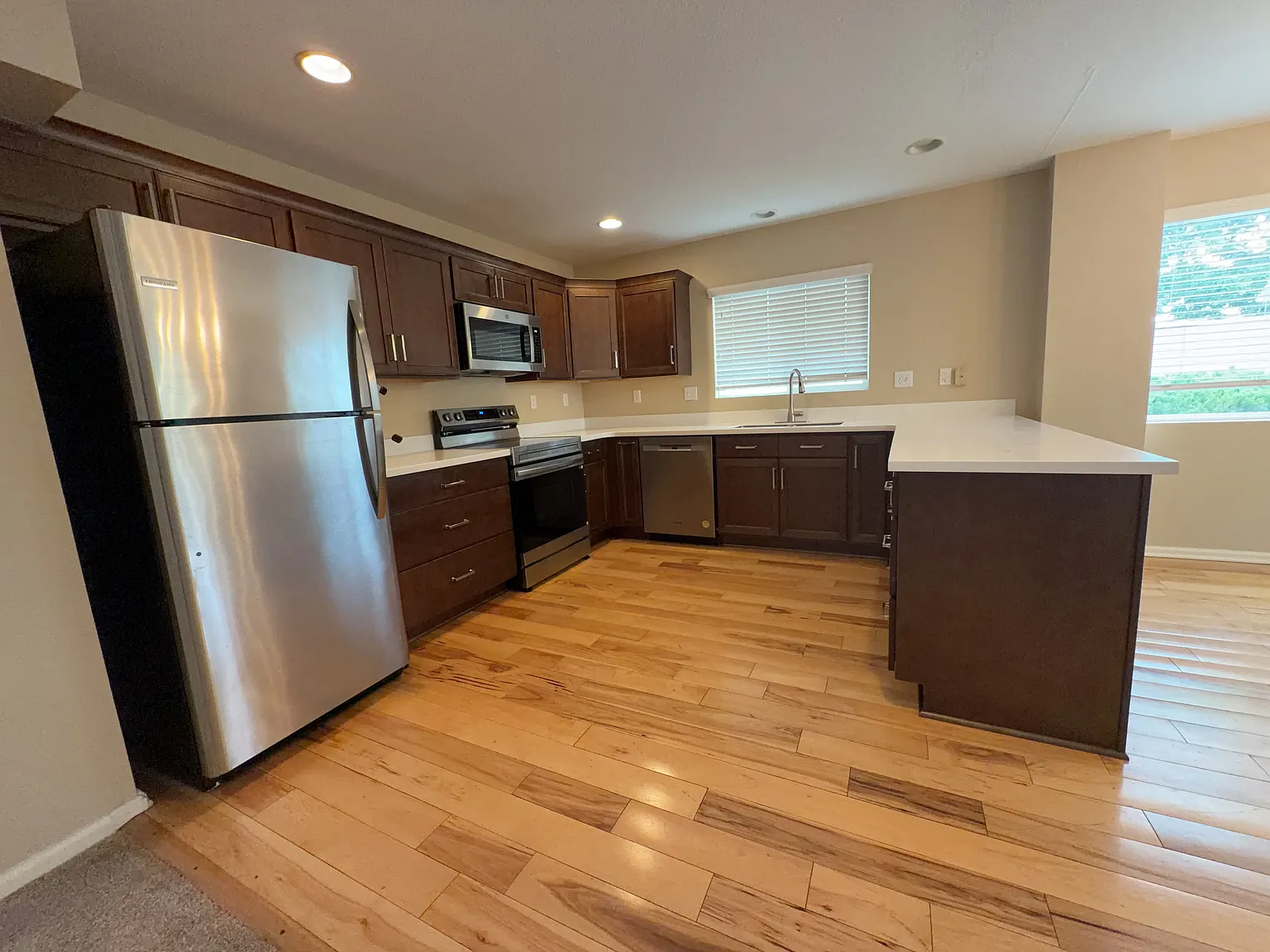 2520 Sierra Springs Drive — Photo 3