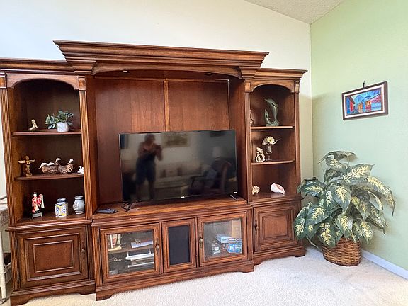 4th image of 1519 Pelican Point Dr