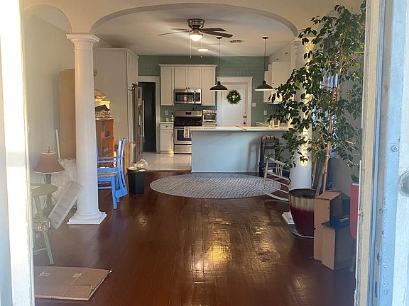3rd image of 840 Wilson Dr