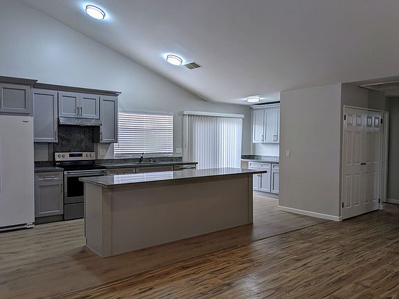 2nd image of 2619 Barbour Dr