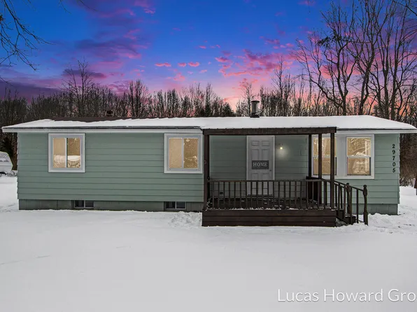 29705 Jewells Dr, Lawton, MI 49065