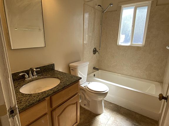 3rd image of 7858 Bancroft Ave #A