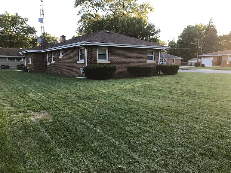 602 S Blaine Ave — Photo 3