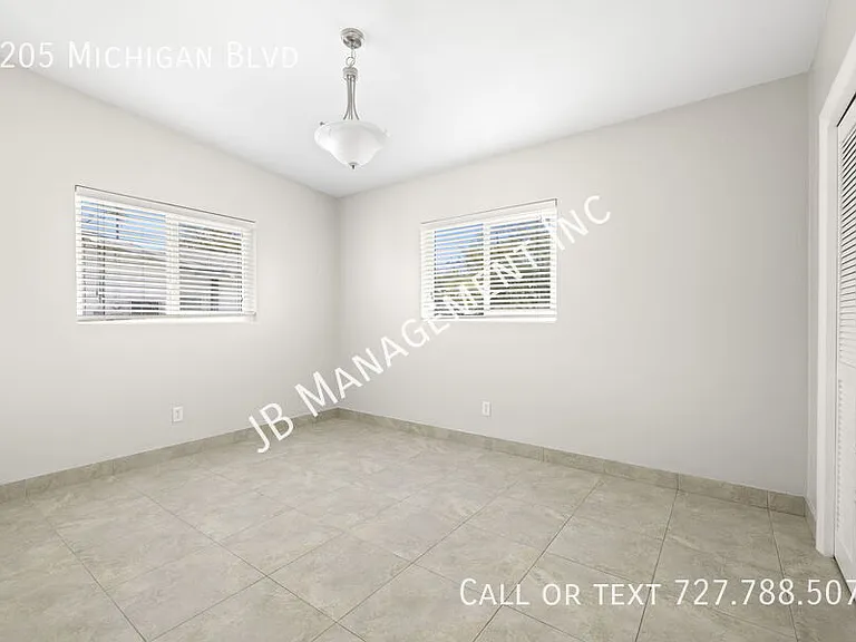 1205 Michigan Blvd — Photo 22