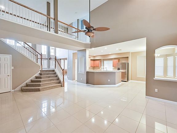 5th image of 1061 Winding Creek Dr