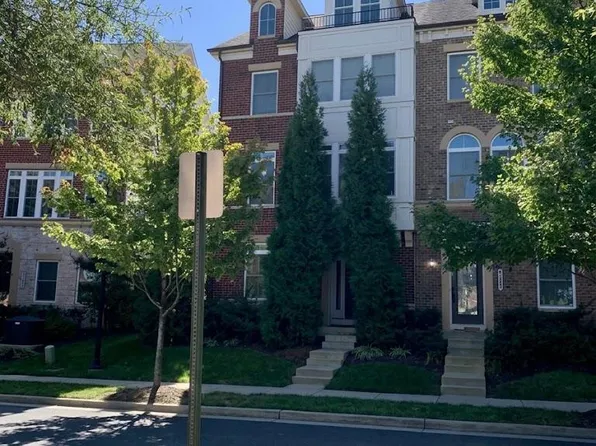 44687 Collingdale Ter, Ashburn, VA 20147