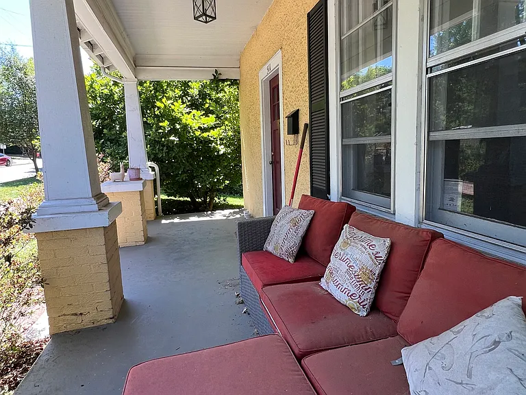 511 Avon St — Photo 11