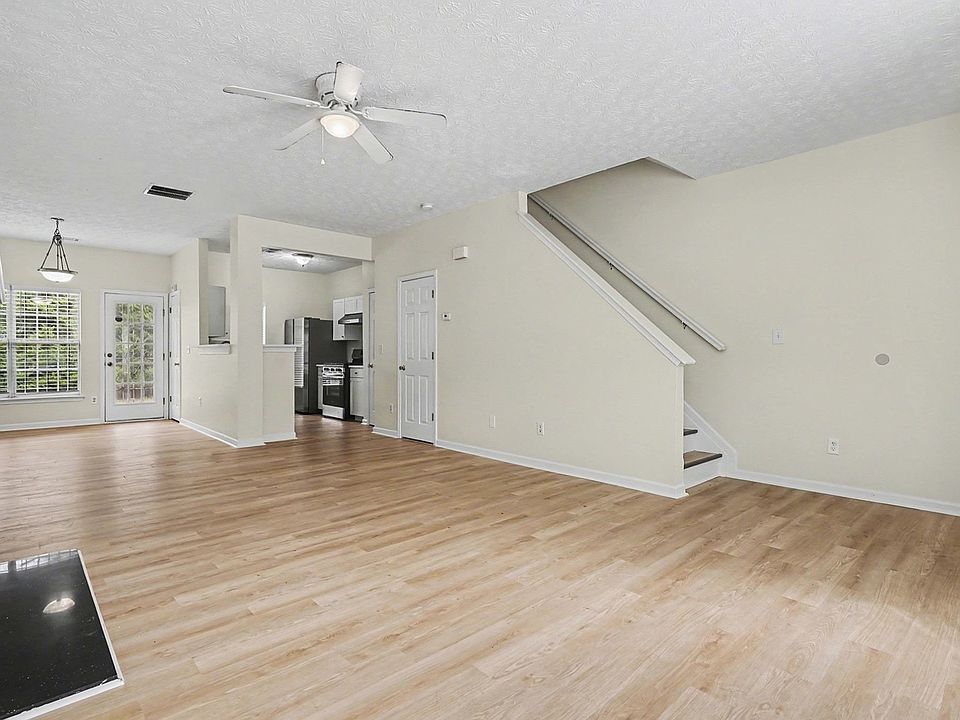 1st image of 2545 Walden Lake Dr #1