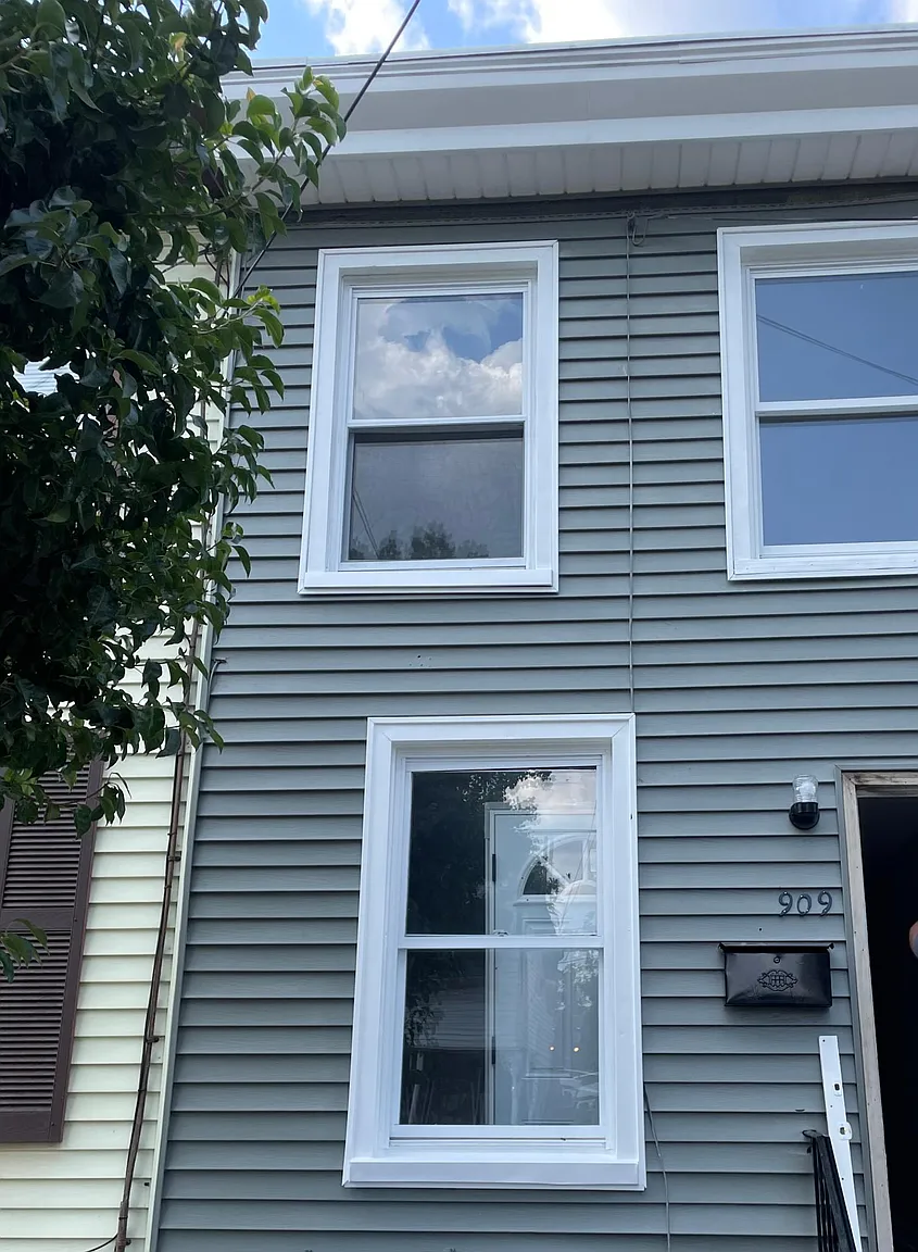909 Wright St photo 1