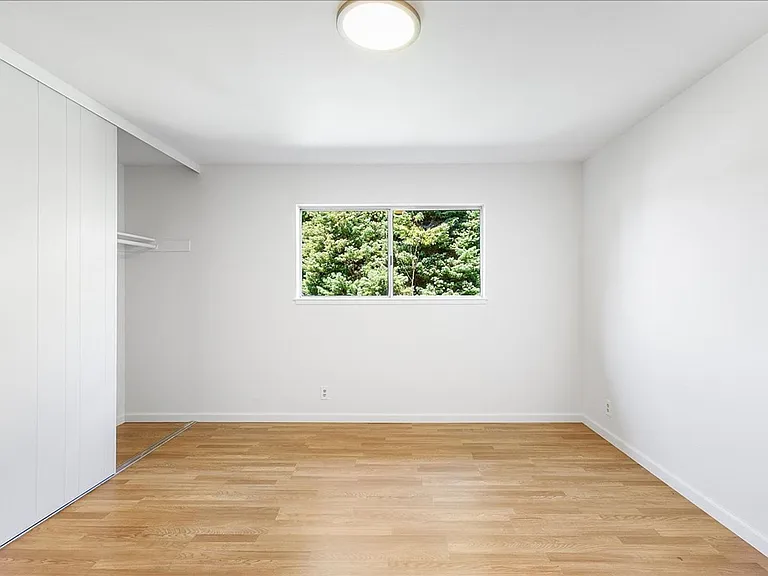 2118 Alameda Ave — Photo 18