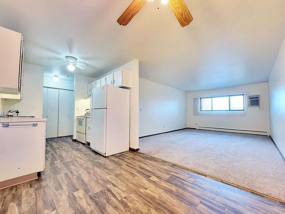 1st image of 1401 5th Ave SE APT 3