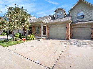 38 Maplegrove Dr, Clawson, MI 48017