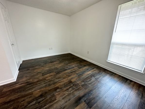 5561 Dianna Dr Unit A