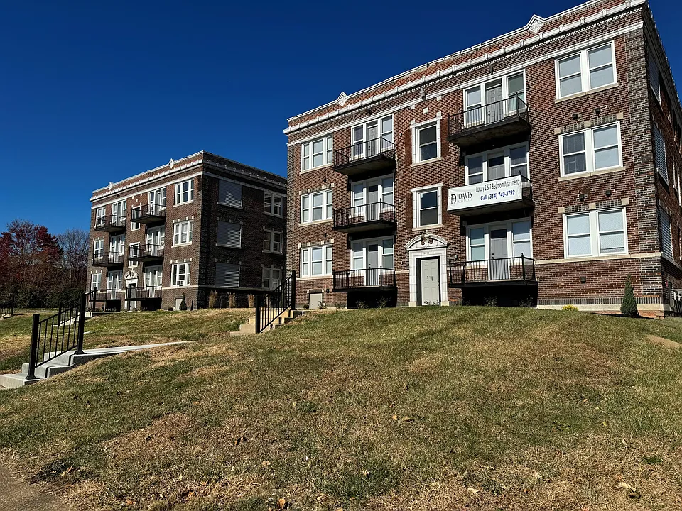 917 Goodfellow Blvd #3