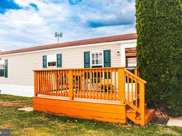 19 Sunrise Dr, Nottingham, PA 19362