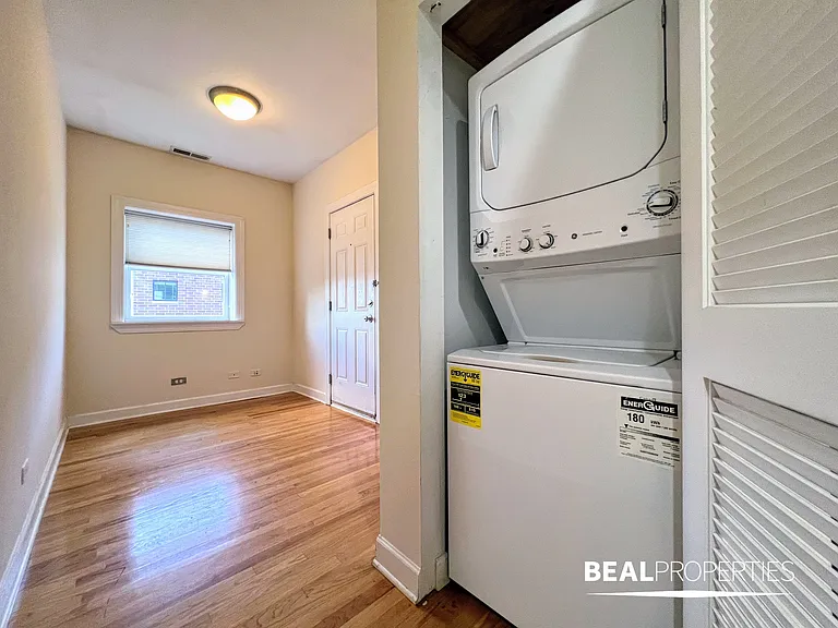 3244-54 N Clifton Ave — Photo 8