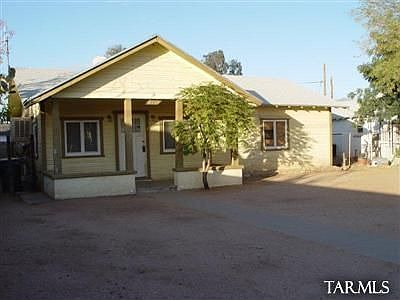 1st image of 207 E Blacklidge Dr