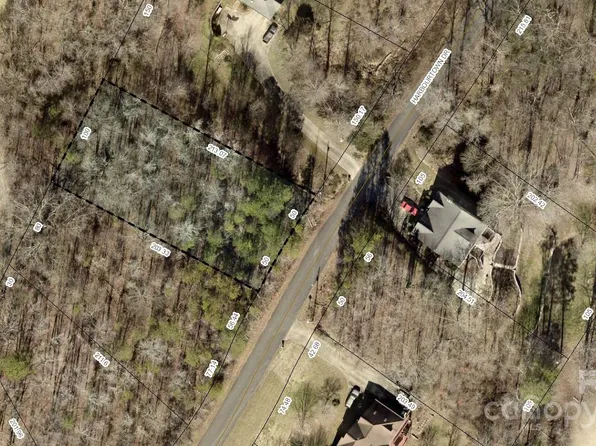 157 Harbourtown Dr, Kings Mountain, NC 28086