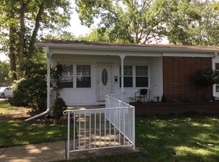 98A Edinburgh Ln, Lakewood, NJ 08701