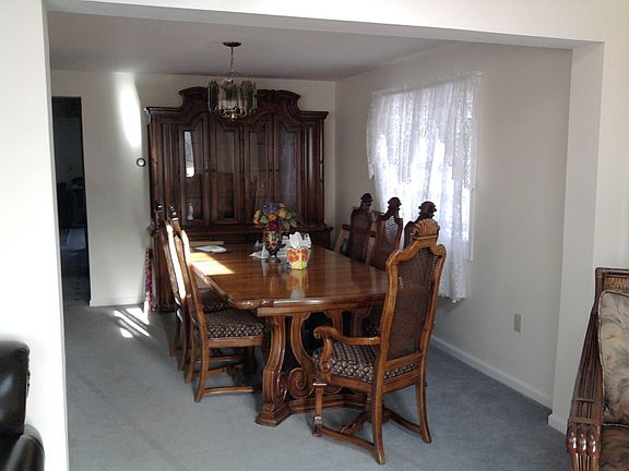 2nd image of 232 Eagle Rock Ave