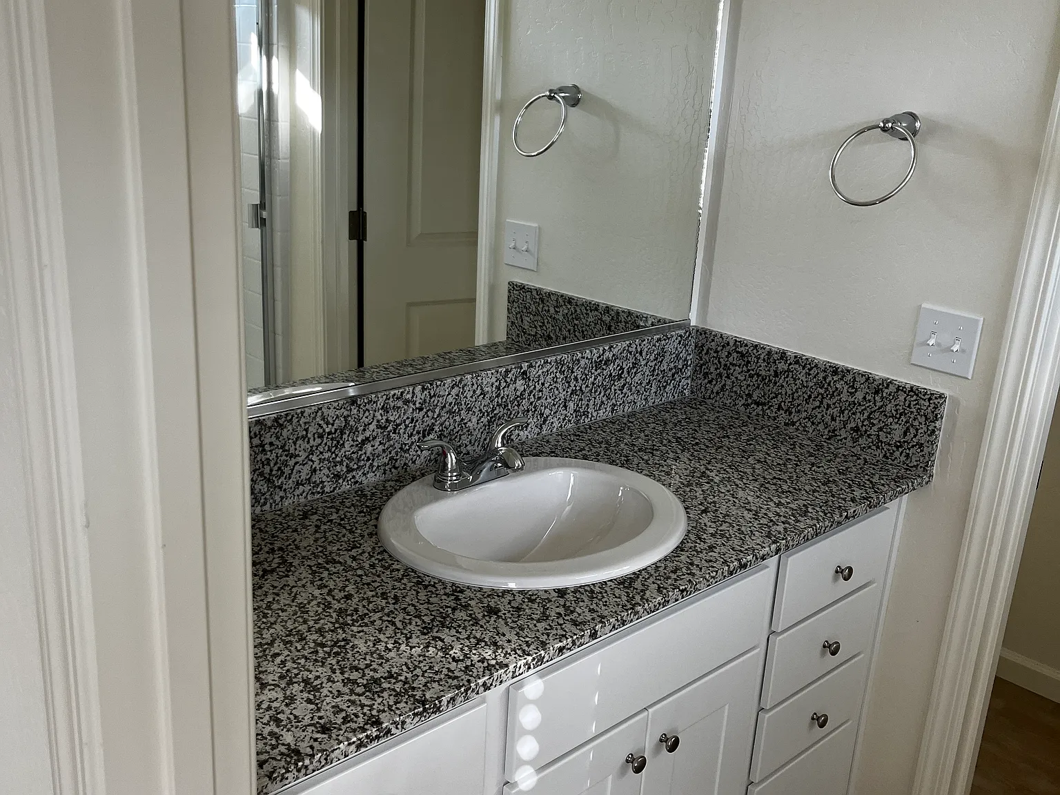 2387 N Chateau Way — Photo 4