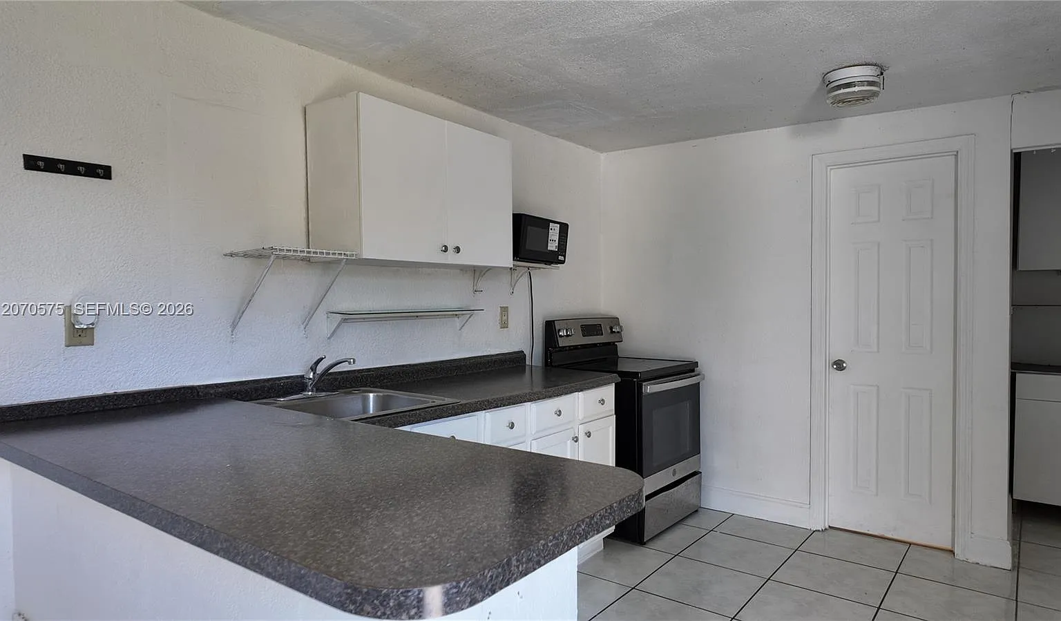 Tropical Estates 1st Addn — Photo 1