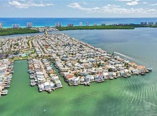 1284 Nettles Blvd, Jensen Beach, FL 34957
