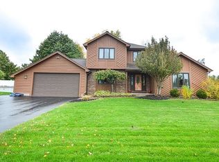 43 Johnny Gold Ln, Rochester, NY 14626