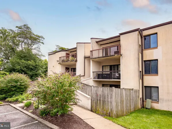 10129 Prince Pl APT 404, Upper Marlboro, MD 20774