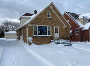2767 S 43rd St, Milwaukee, WI 53219