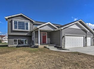 1653 11th Pl, Hobart, IN 46342