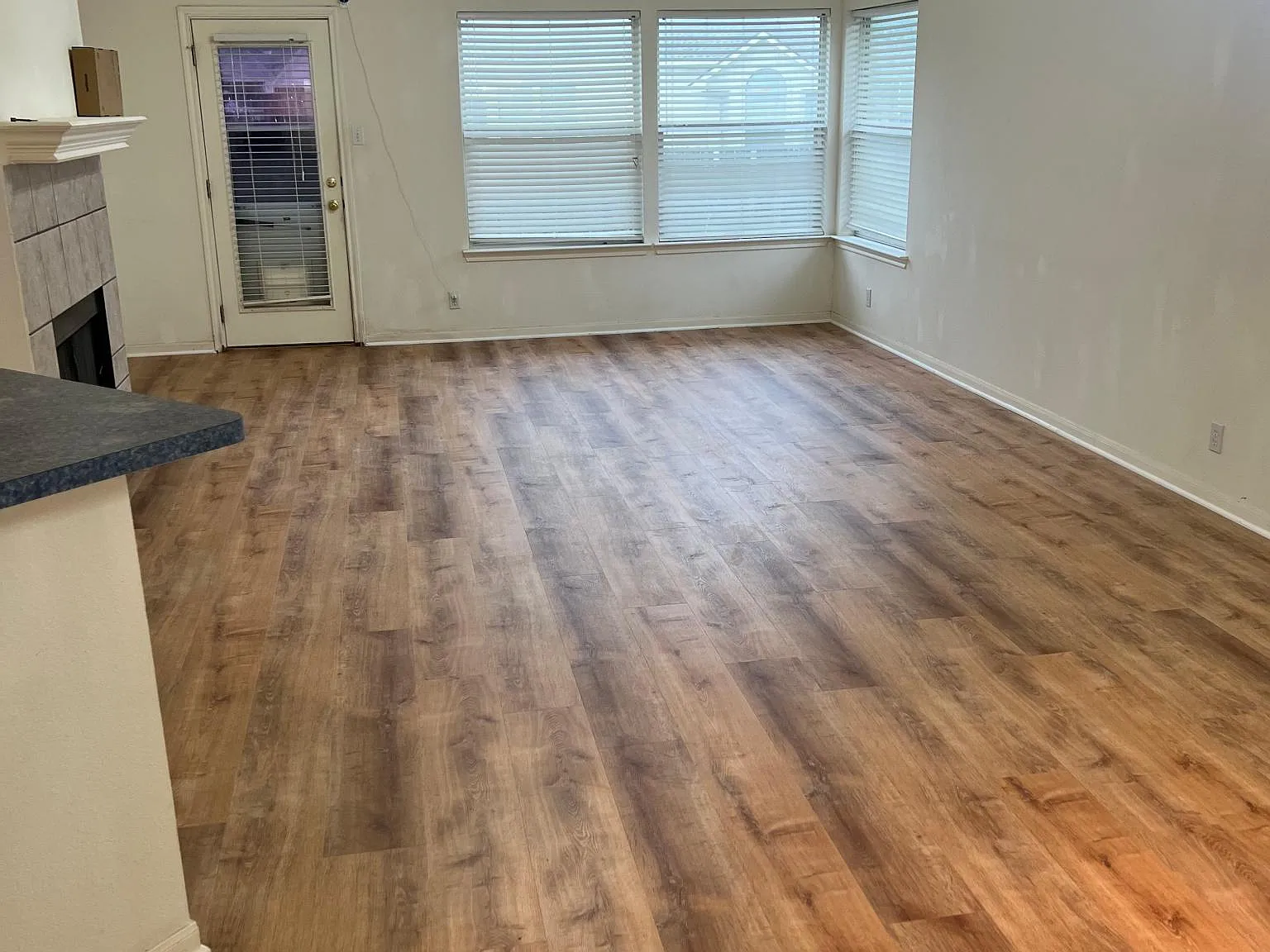 4 bed, 1902 sqft, $1,850 — Photo 2