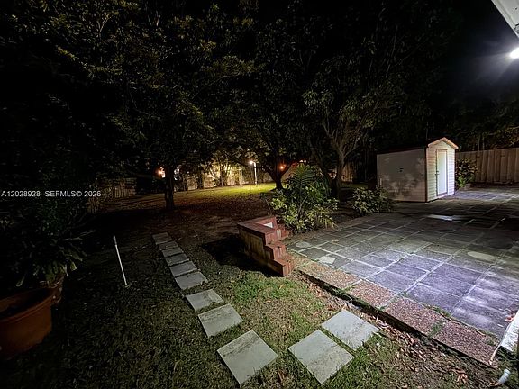 5th image of 1 SW 26th St