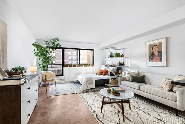 Rented by Pinnacle City Living | media 1