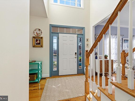 5th image of 117 Hermitage Blvd