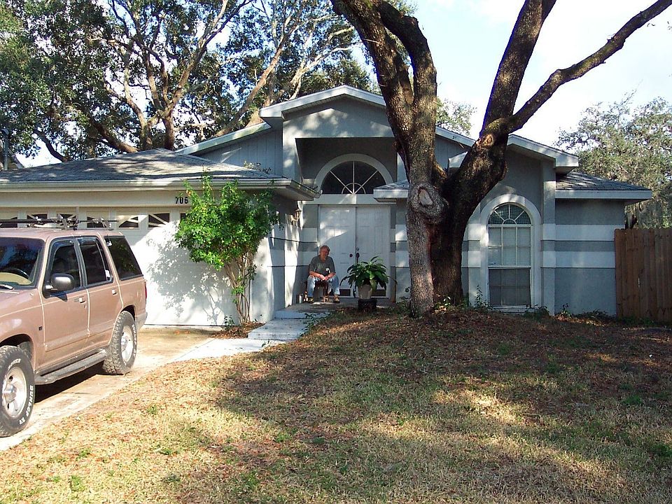 1st image of 6706 S Court Dr