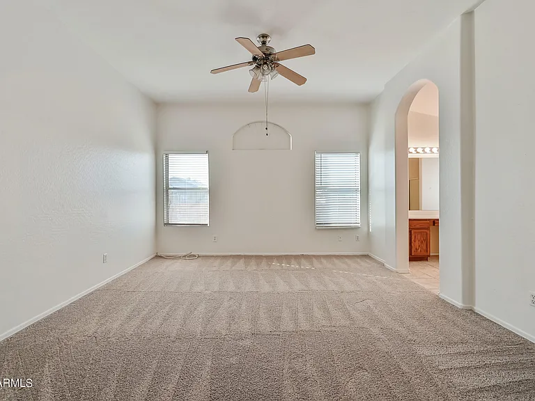 2607 E Anderson Dr — Photo 17