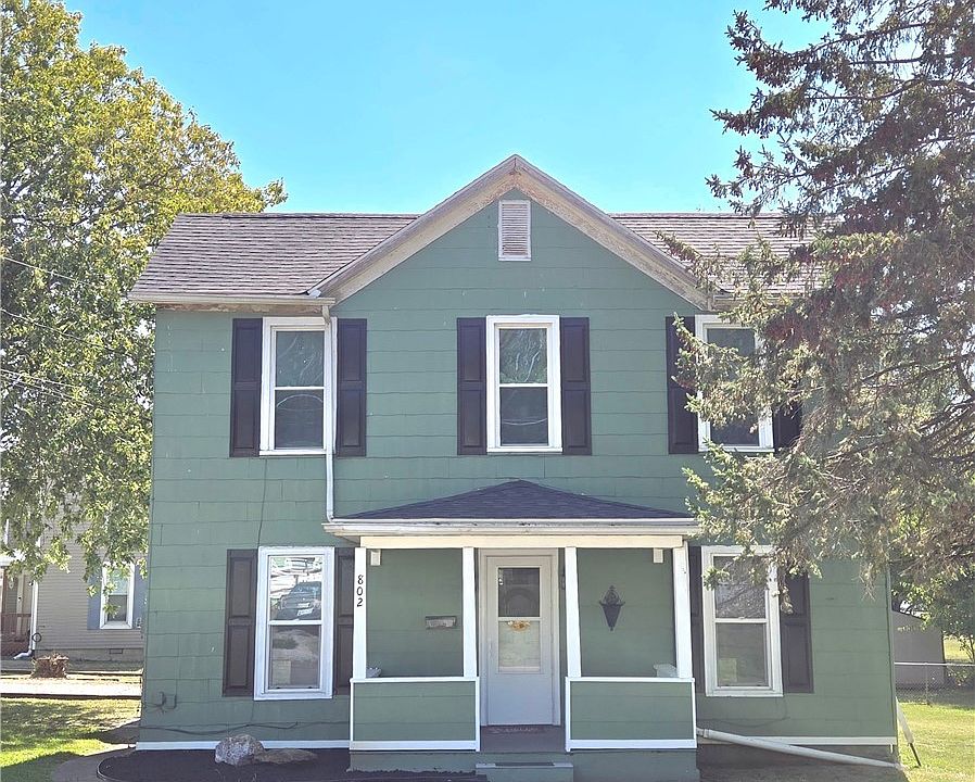 1st image of 802 Camden Ave