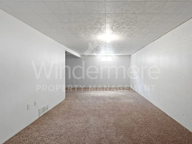 902 E Rockwell Ave — Photo 15