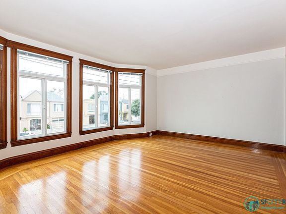 3rd image of 2342 38th Ave