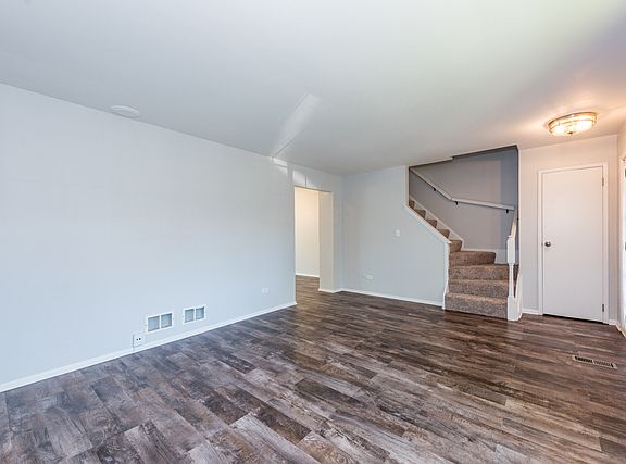 4th image of 4167 Continental Dr