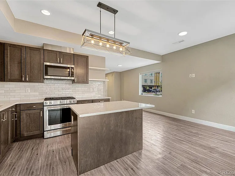 2891 W Parkside Pl — Photo 9