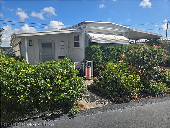 2nd image of 25 Lake Gardens Dr
