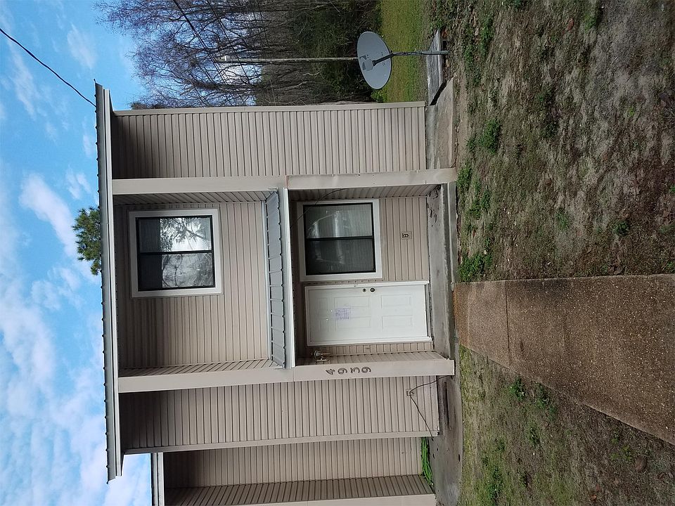 1st image of 4939 S Lakewood Dr