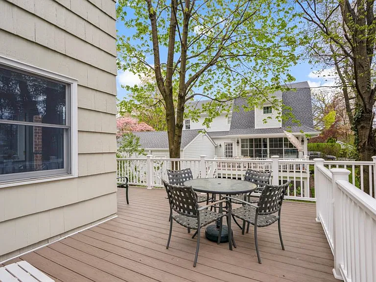 52 Wendt Ave — Photo 14