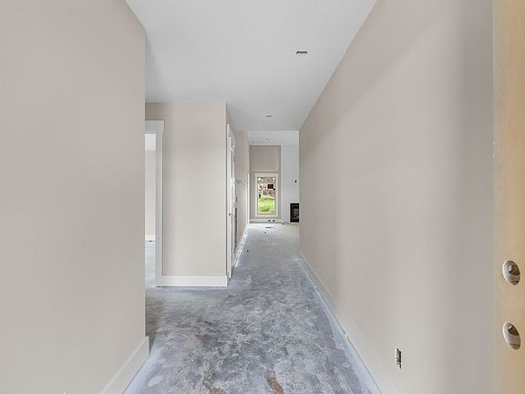 5th image of 305 Frontier Dr Lot 2