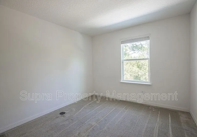 11657 Hickory Oak Dr — Photo 25